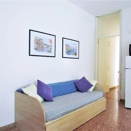 Amazing In Caorle With Communal Pool Apartament